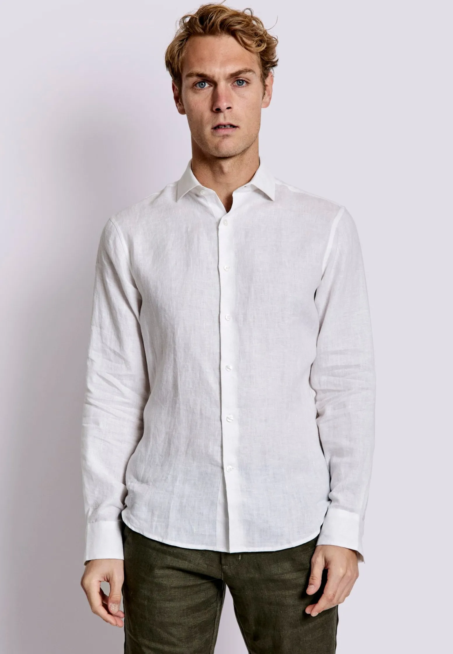 bs_bilbao_casual_modern_f_3.webp BS Bilbao Casual Modern Fit Skjorta - White