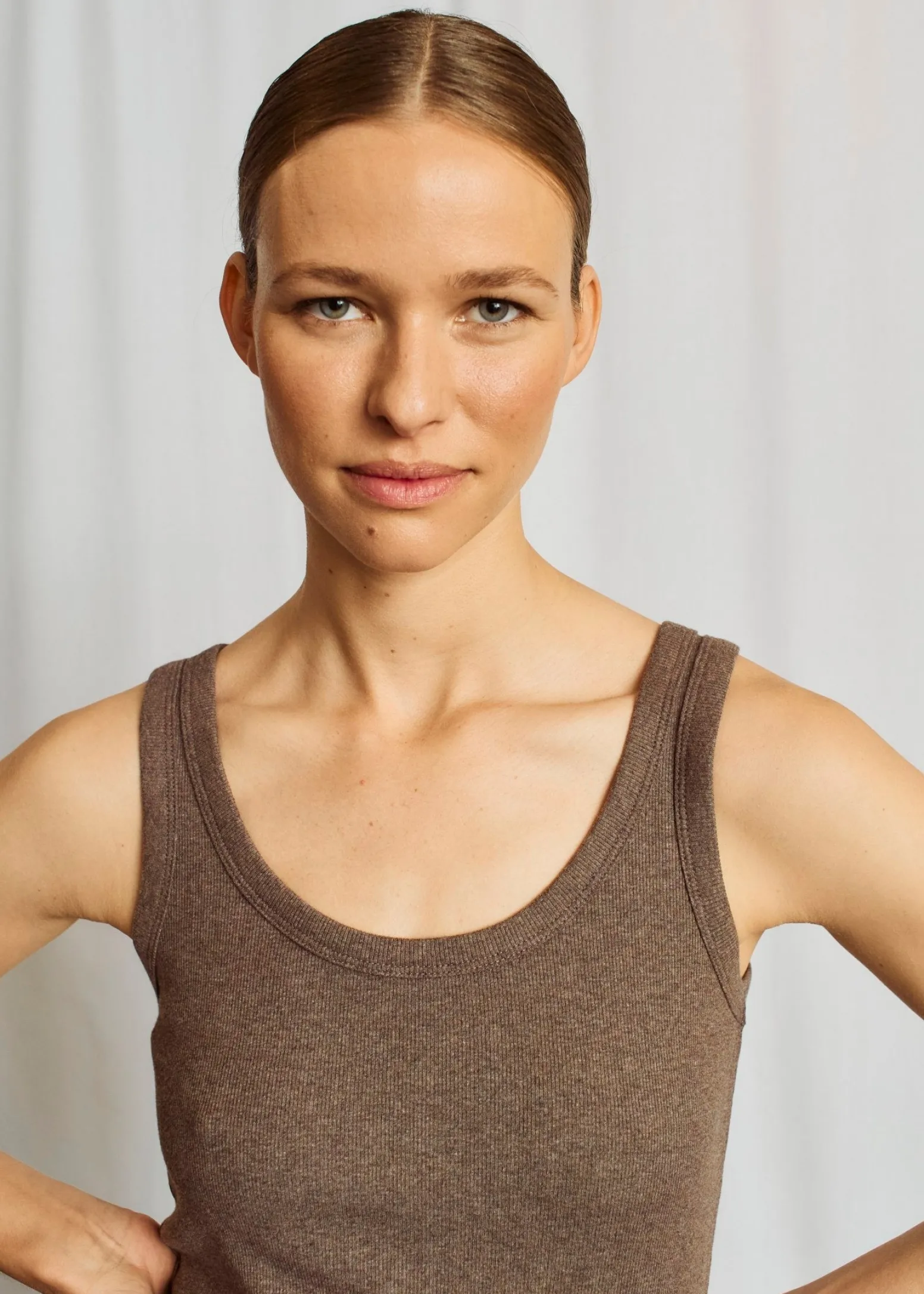 bs_charlotte_regular_fit__2-2.webp BS Charlotte Regular Fit Topp - Brown