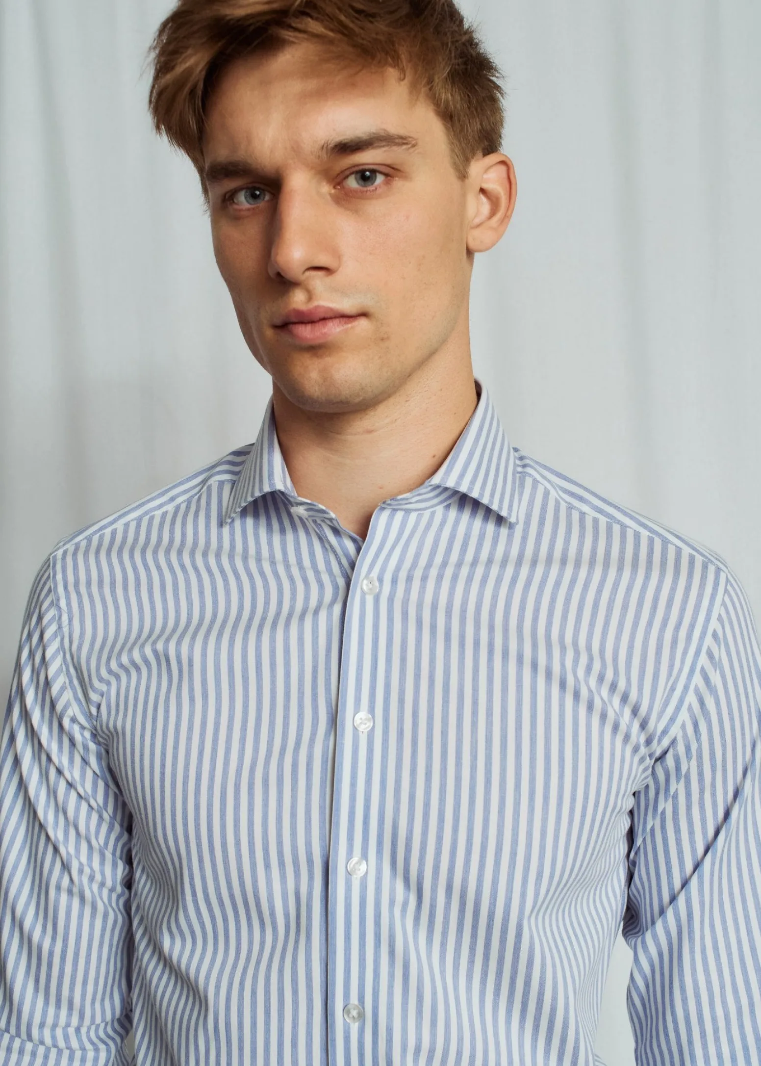 bs_griffin_slim_fit_skjor_2.webp BS Griffin Slim Fit Skjorta - Light Blue/White