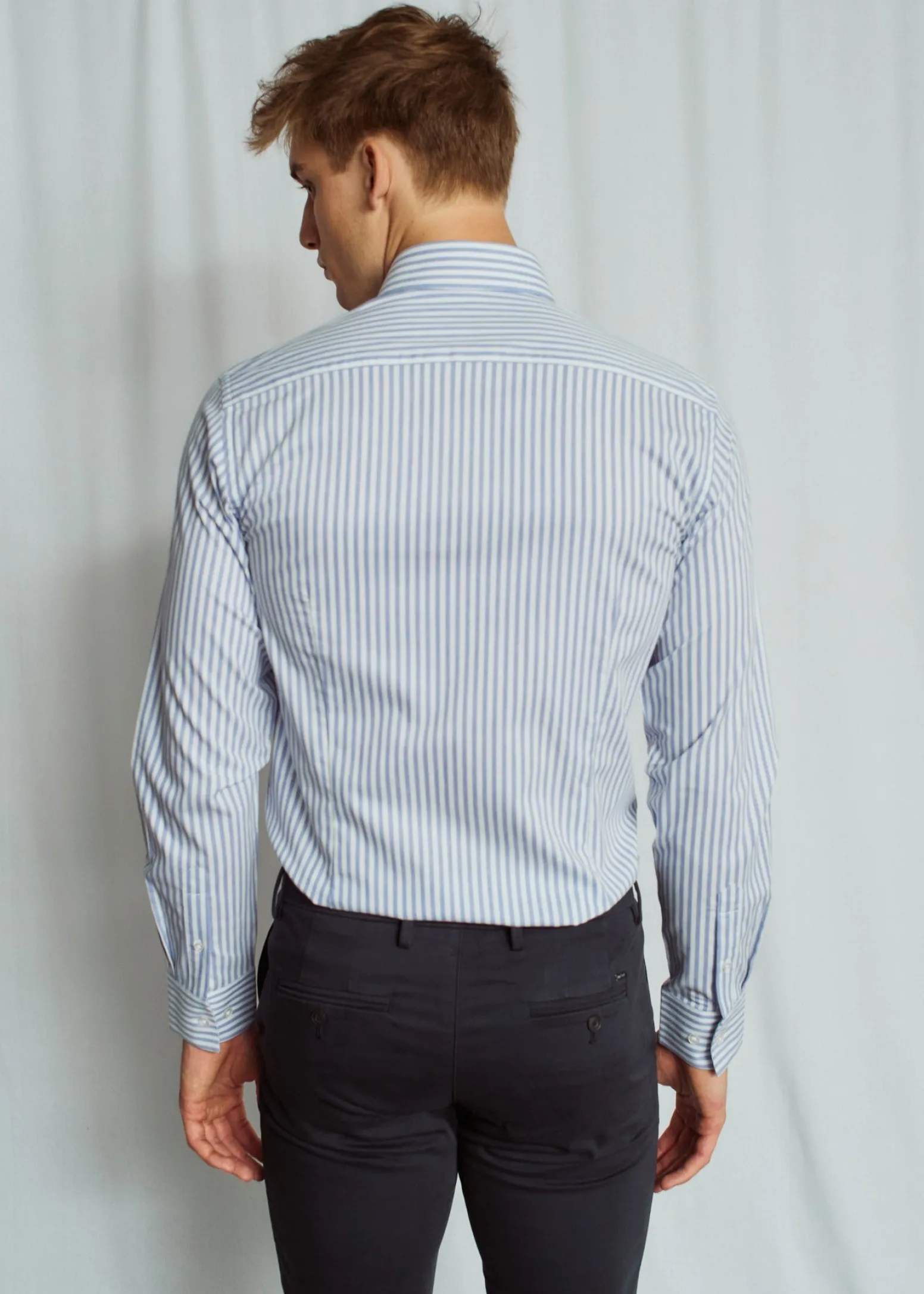 bs_griffin_slim_fit_skjor_3.webp BS Griffin Slim Fit Skjorta - Light Blue/White