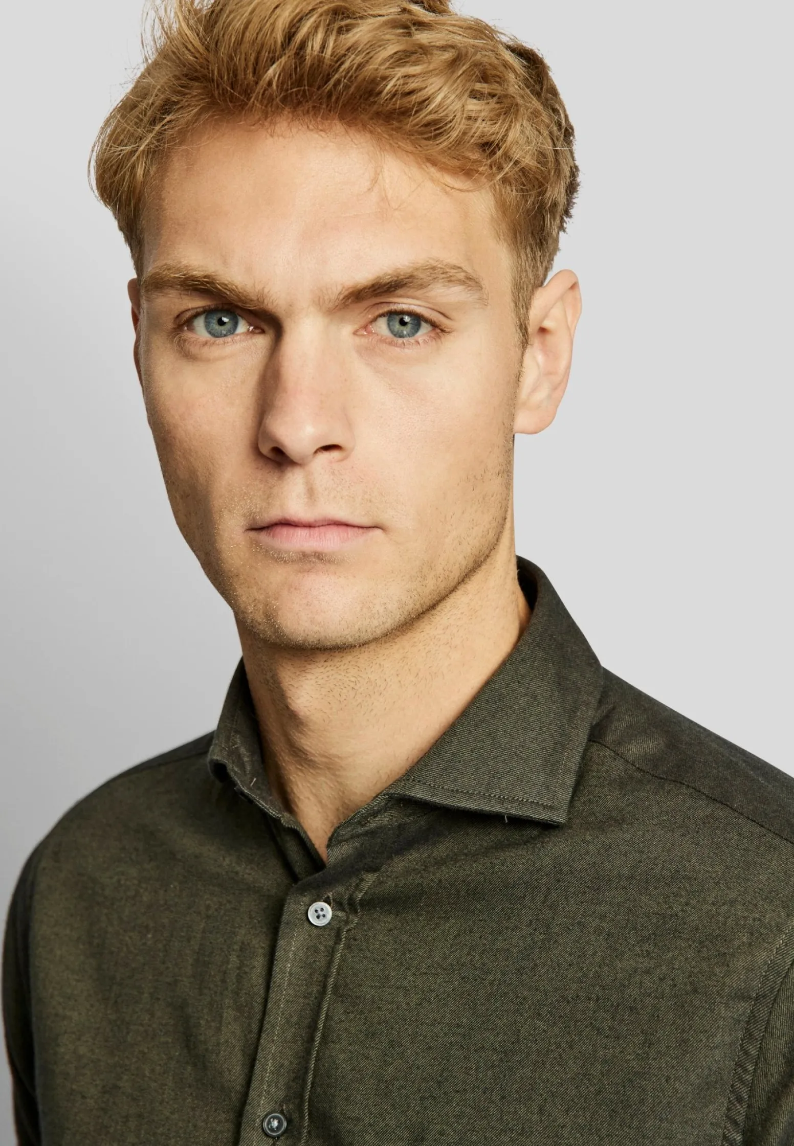 bs_halden_casual_slim_fit_5-1.webp BS Halden casual slim fit Skjorta - Dark Green