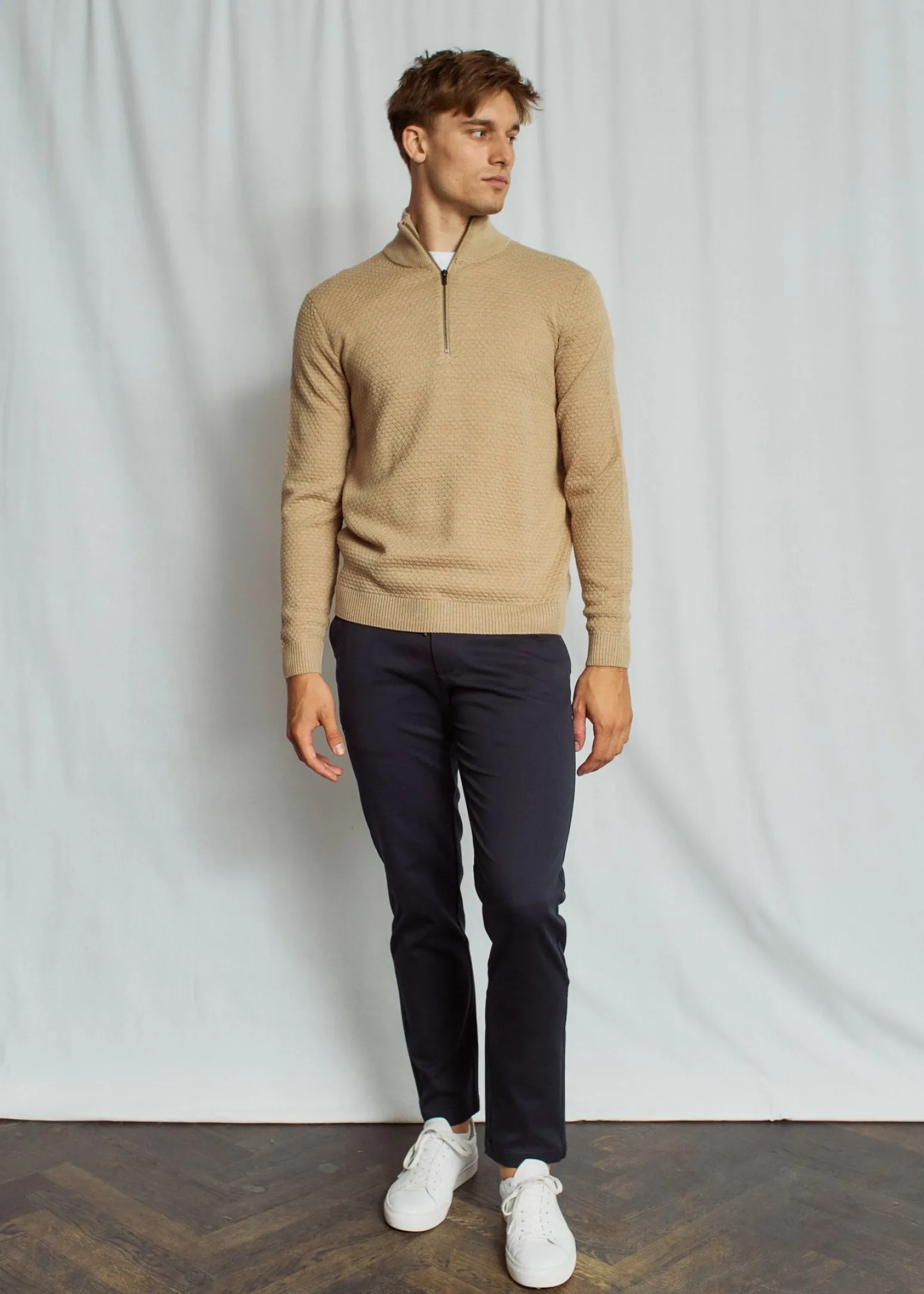 BS Innes Regular Fit Stickat - Sand