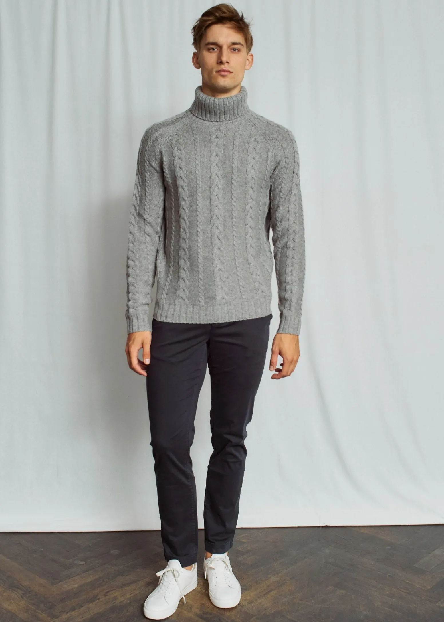 BS Kano Regular Fit Stickat - Grey