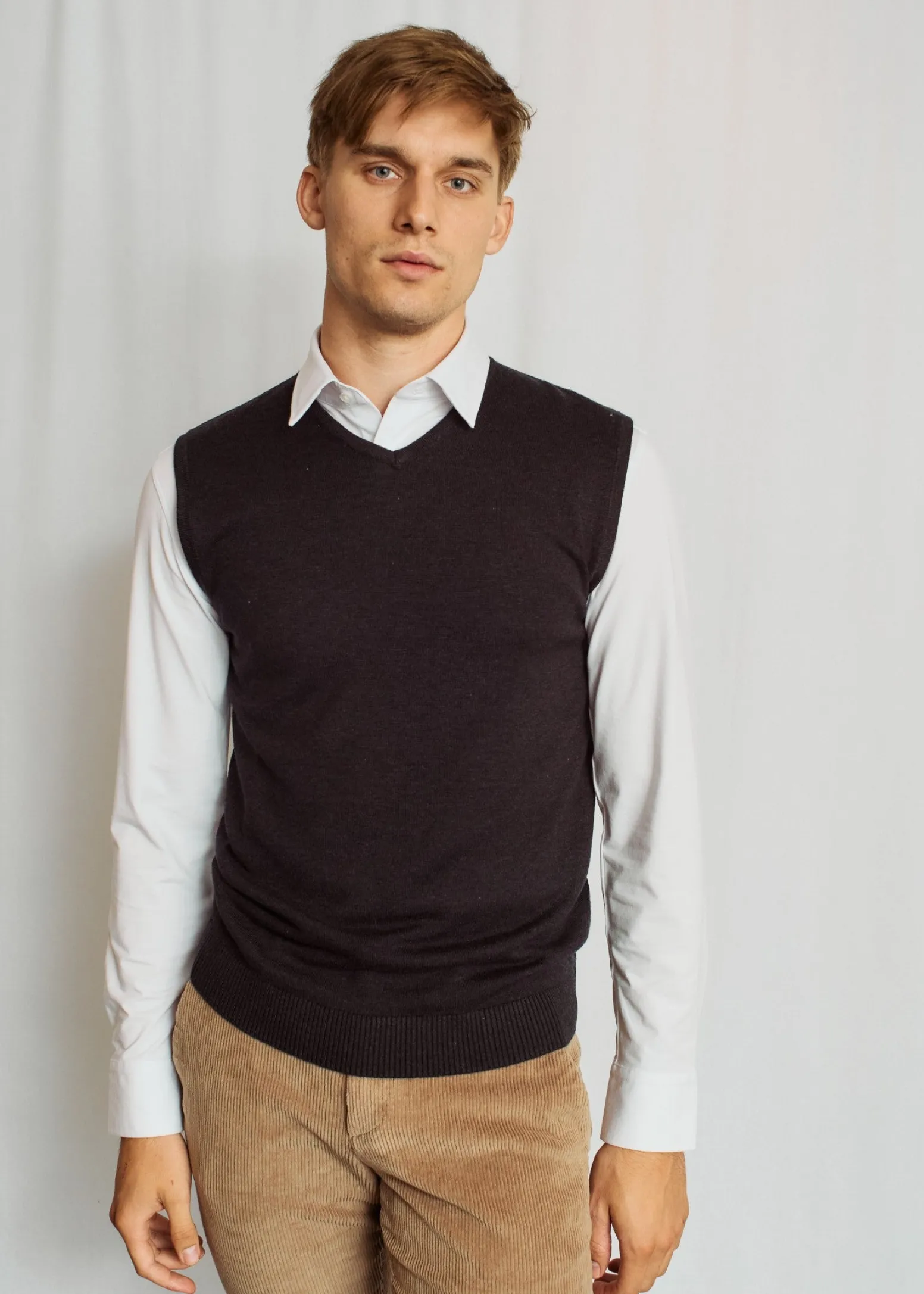 BS Merkur Regular Fit Stickat - Charcoal