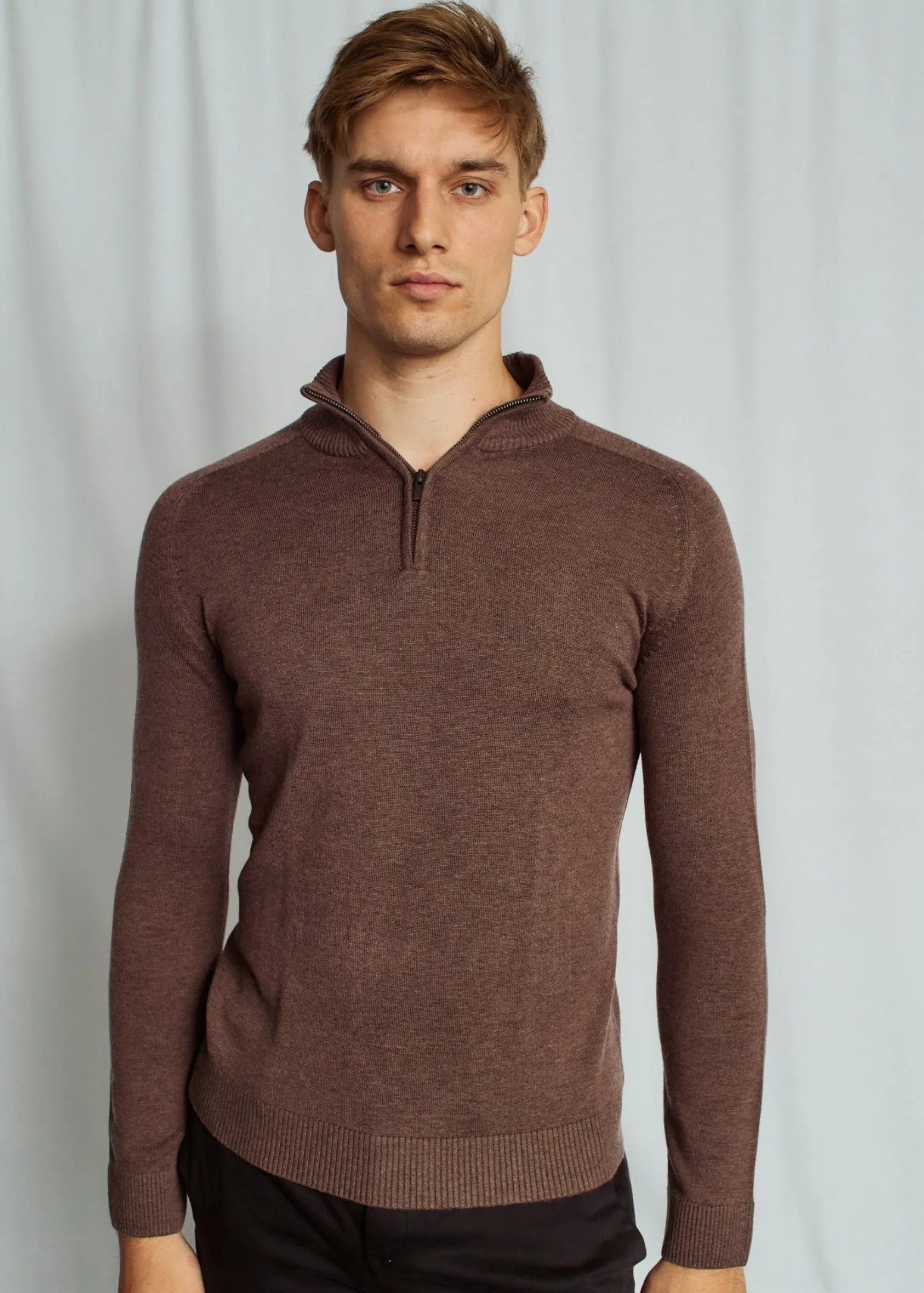 BS Pelle Regular Fit Stickat - Brown